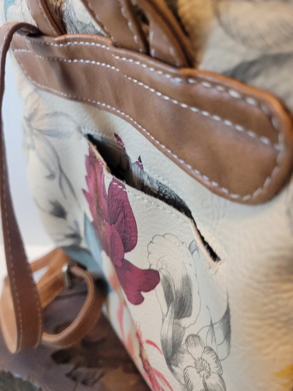 Multisac Floral Beige Backpack w Replacement pull on top - Picture 7 of 9